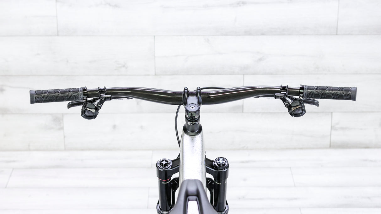 Trek Top Fuel 9.9 XX AXS Gen 4 Mountain Bike - 2025, Large