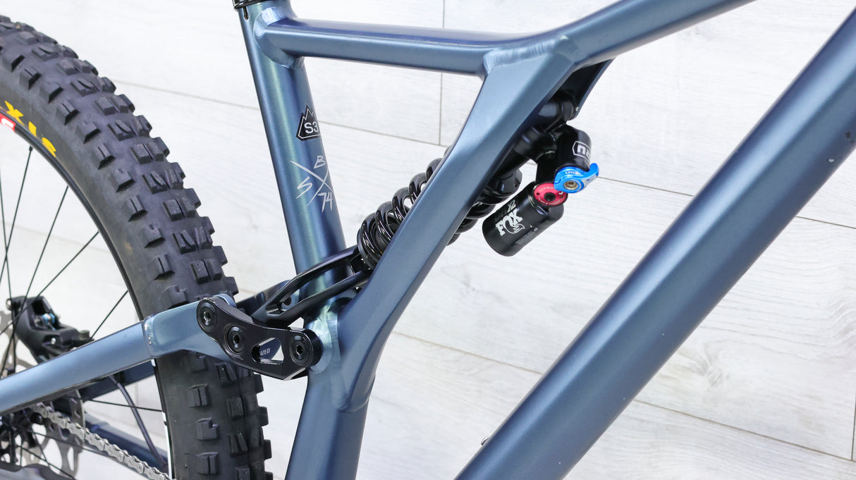 Specialized Stumpjumper EVO Alloy Mountain Bike - 2020, Medium (S3)