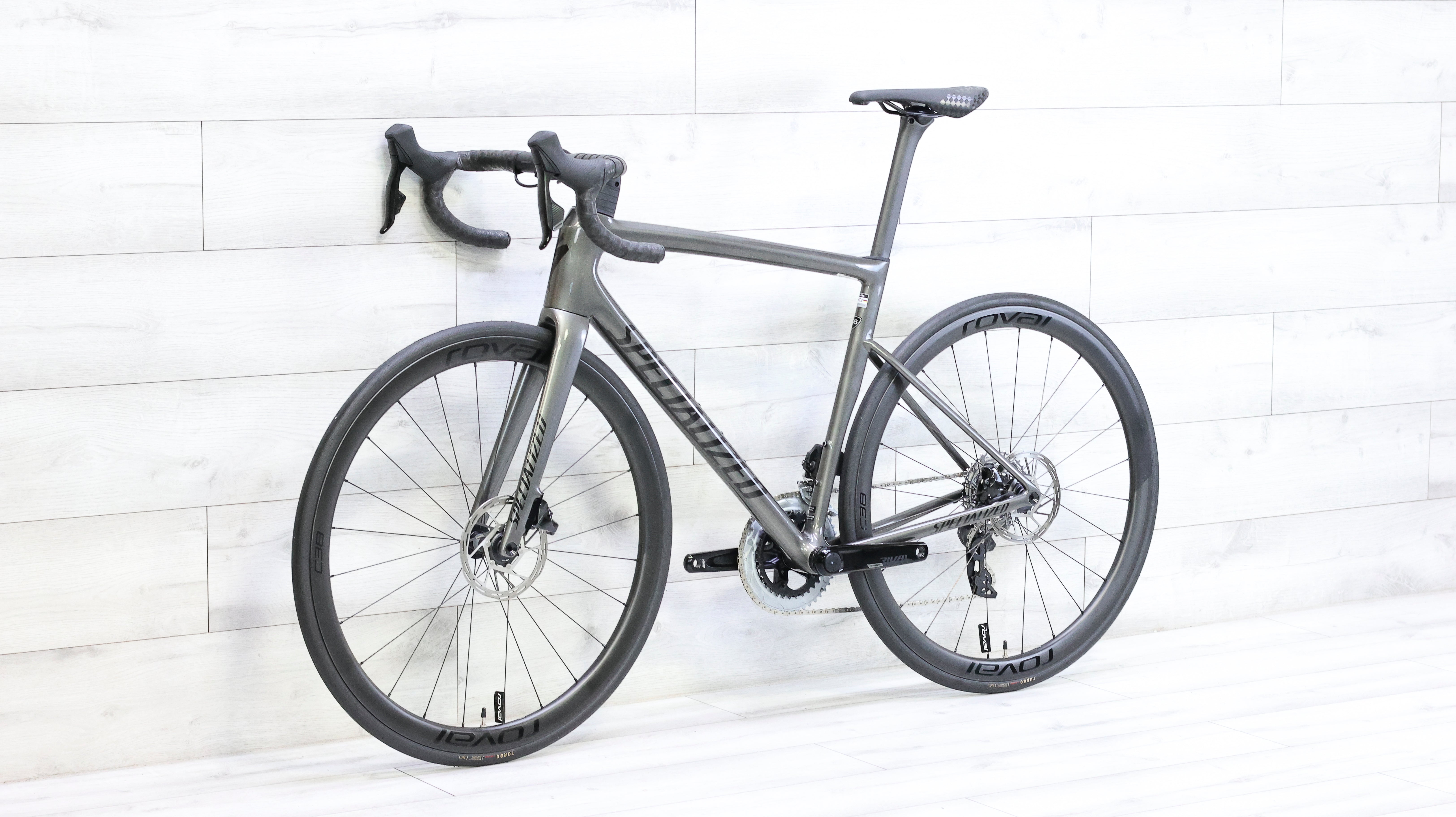 Specialized Tarmac SL8 Expert SRAM Rival AXS Road Bike - 2024