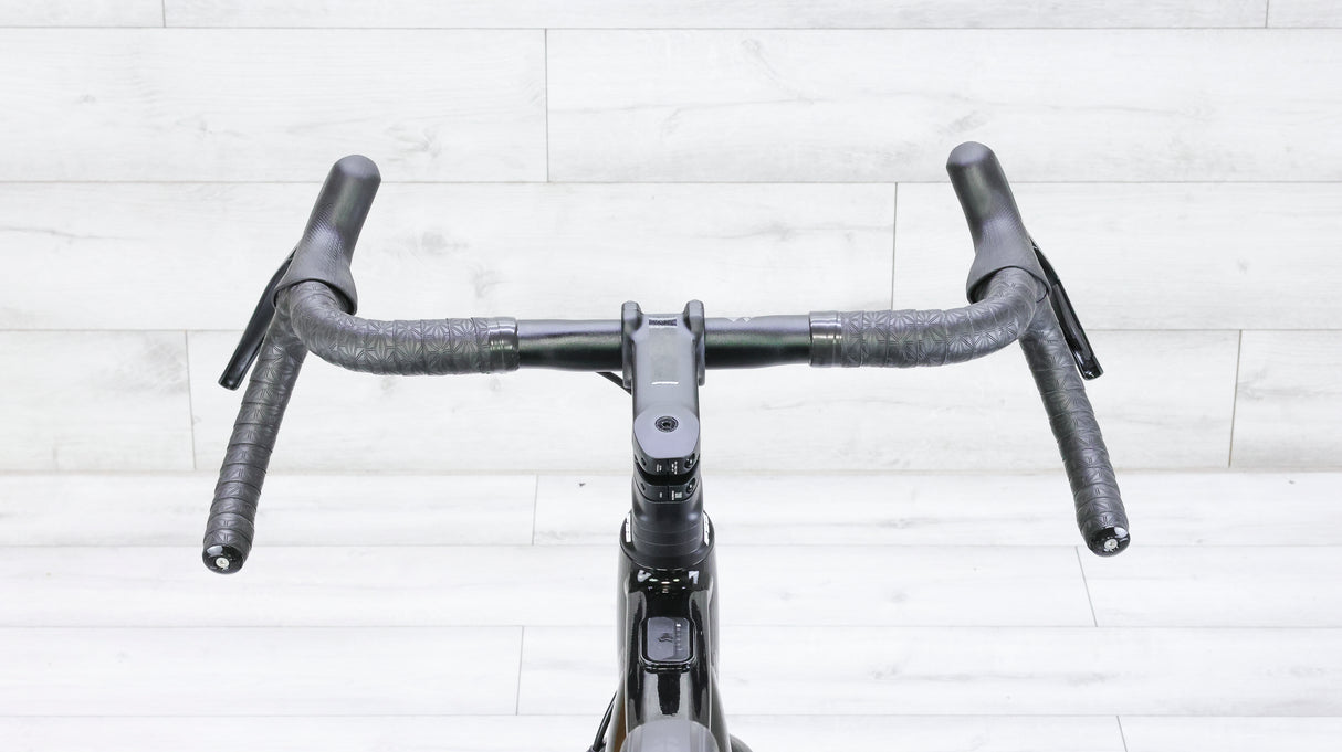 Fuji E-Jari Gravel E-Bike - 2024, Large