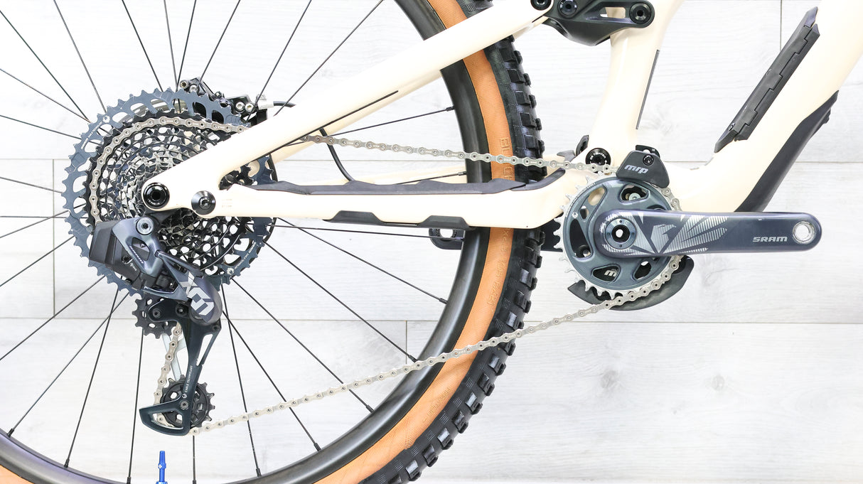 Specialized Stumpjumper EVO Pro Mountain Bike - 2022, Large (S4)