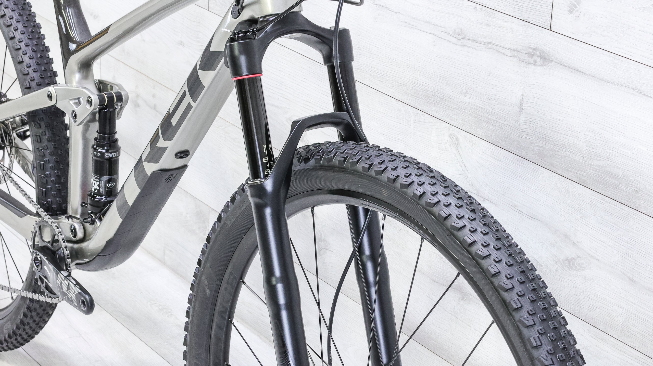 Trek Top Fuel 9.7 Mountain Bike