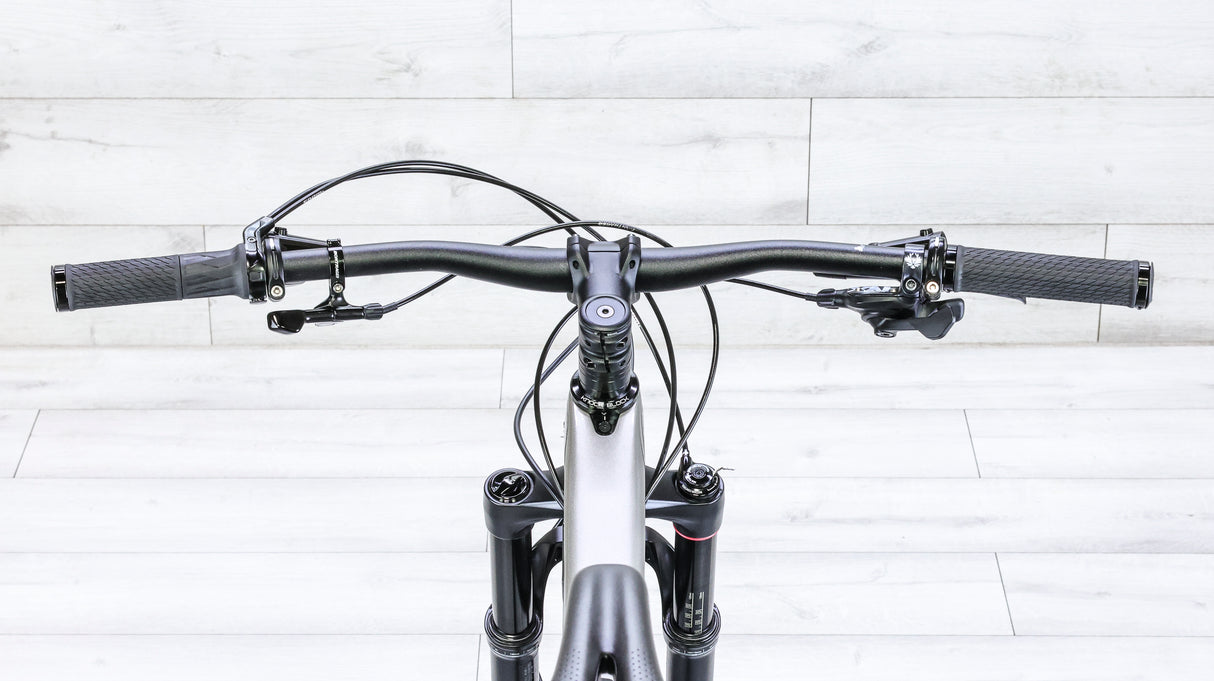 Trek Top Fuel 9.7 Mountain Bike - 2021, Med/Large