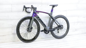 Trek Madone SLR 9 Disc Dura-Ace Di2 Project One Road Bike - 2020, 54cm