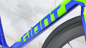 Giant TCR Advanced 2 Campagnolo Road Bike - 2019, Medium