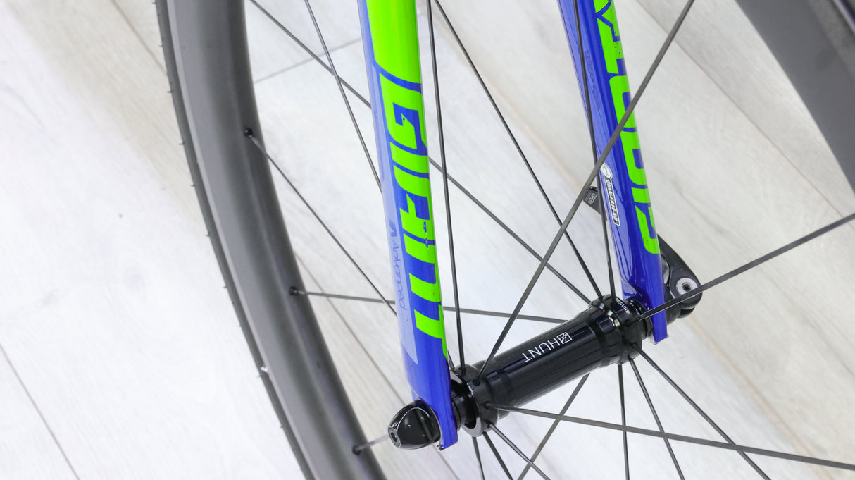 Giant TCR Advanced 2 Campagnolo Road Bike - 2019, Medium