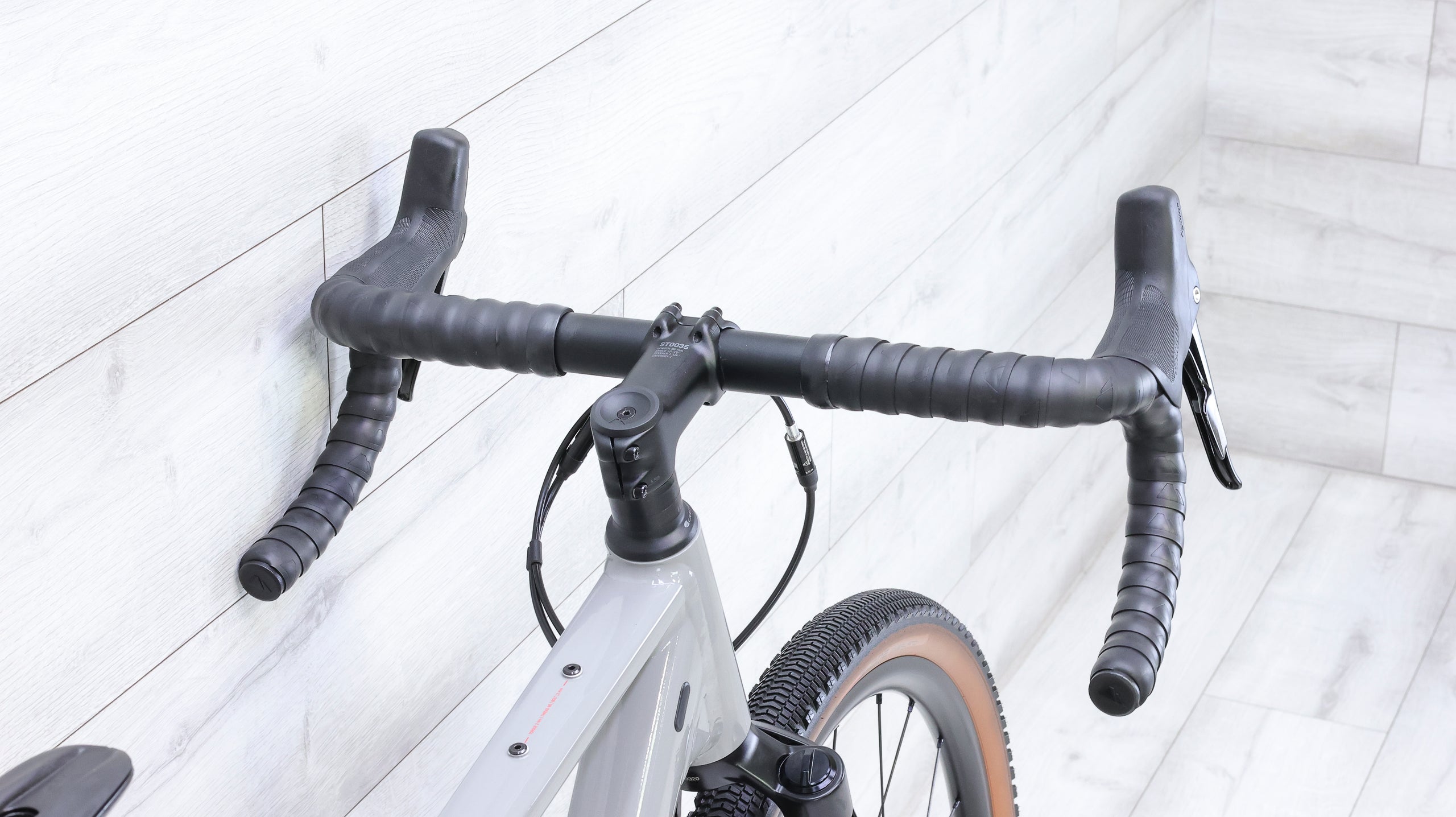 1by gravel bike Canyon Grizl 7 Suspension 1by Gravel Bike