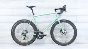 Specialized Aethos Pro Shimano Ultegra Di2 Road Bike - 2023, 61cm