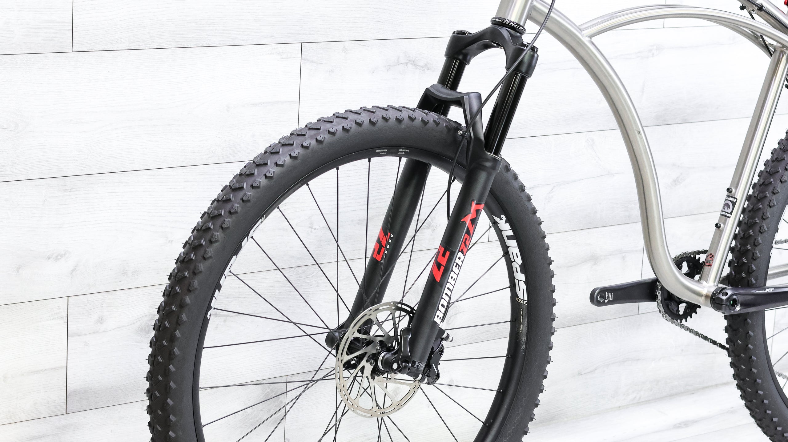 carver mountainbike Carver Newsboy Titanium Mountain Bike