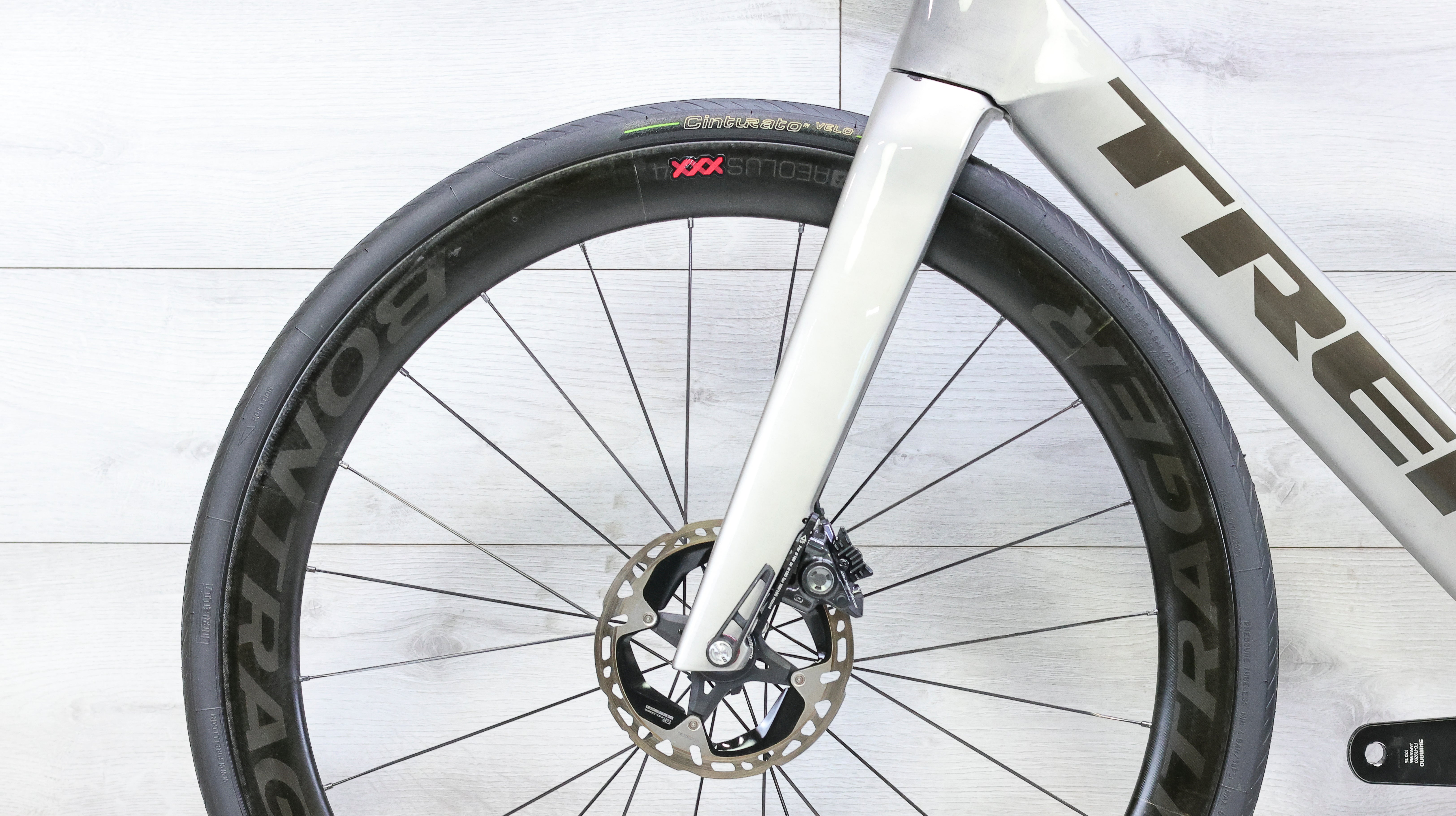 Trek Madone SLR Disc Dura-Ace Di2 Road Bike - 2019, 56cm – Cycle