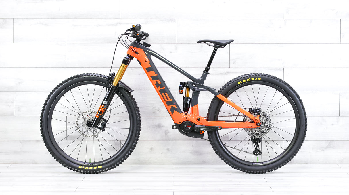 Trek Rail 9.8 XT Mountain E-Bike - 2021, Medium