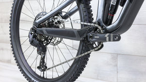 Trek Slash 9.8 Mountain Bike - 2021, Med/Large