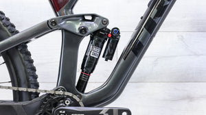 Trek Slash 9.8 Mountain Bike - 2021, Med/Large