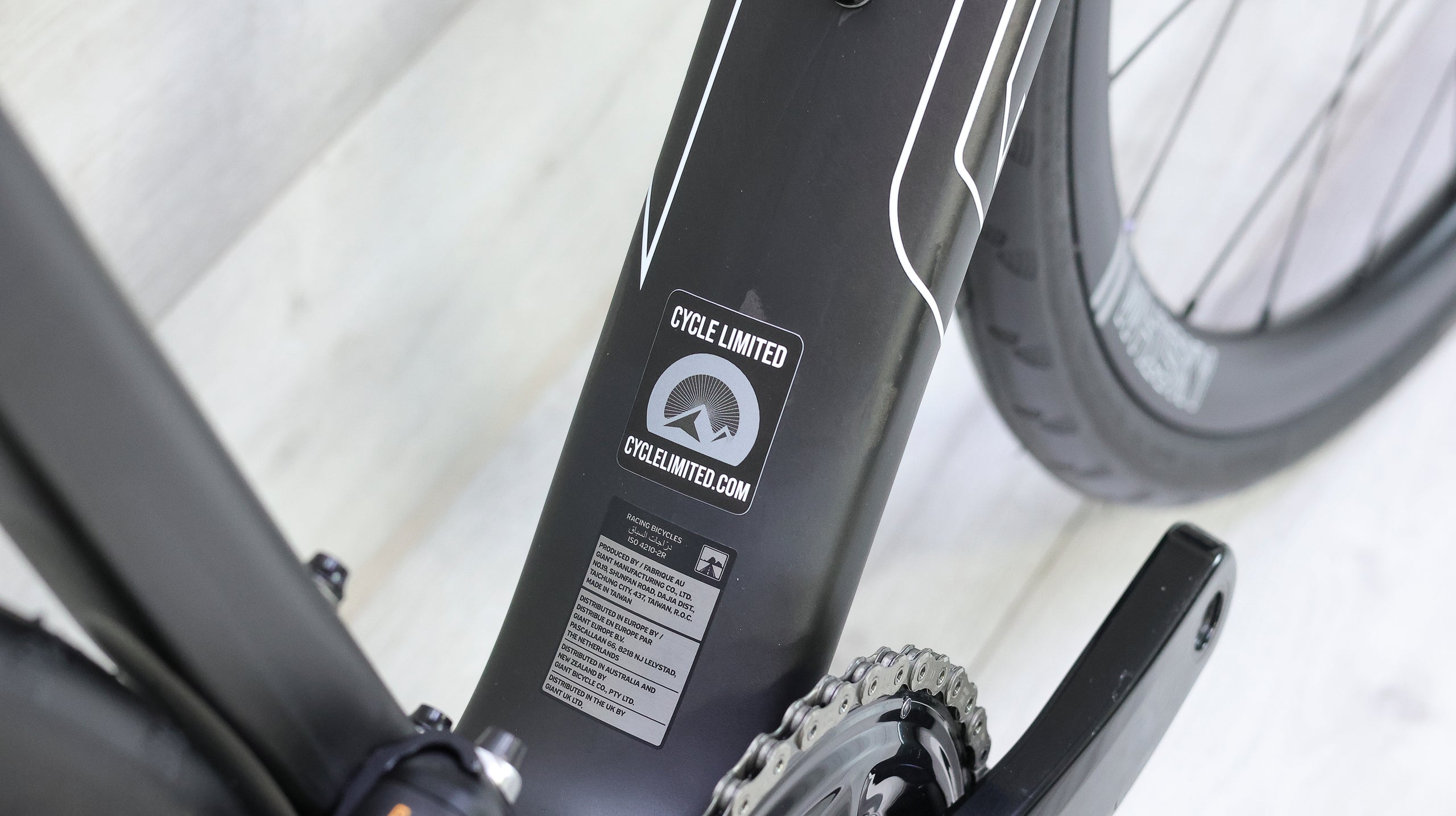 giant bicycles europe Giant TCR Advanced SL Disc Road Bike