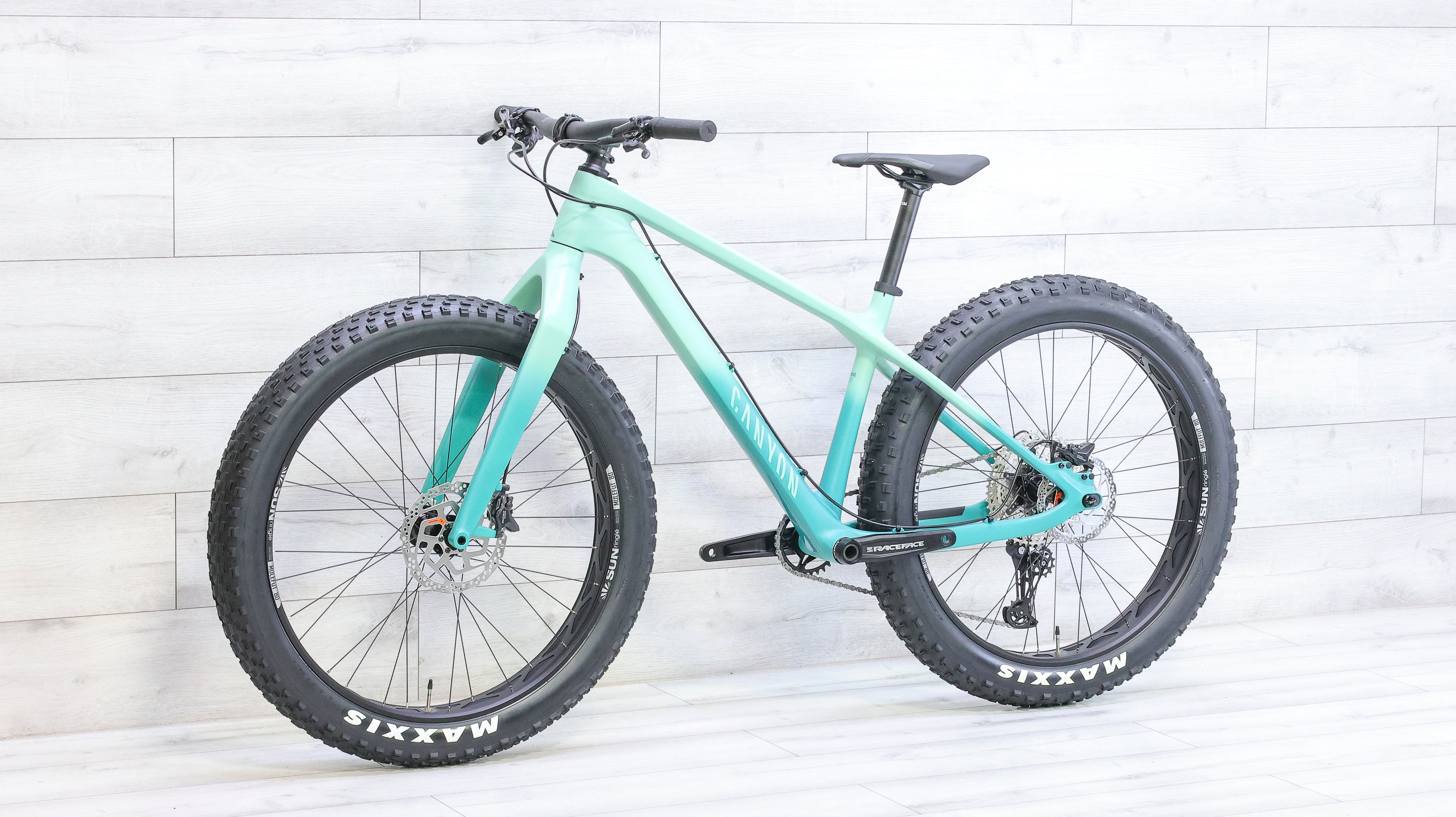 Canyon Dude CF8 ファットバイク 2020 Canyon Dude CF 8.0 – Specs, Comparisons, Reviews – 99 Spokes