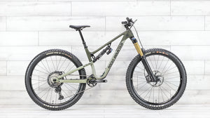 Rocky Mountain Altitude Carbon 70 Coil Mountain Bike - 2022, Medium