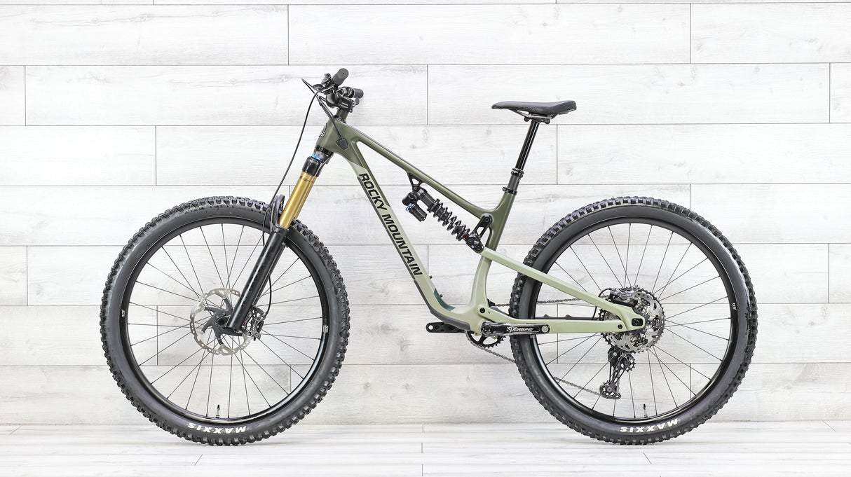 Rocky Mountain Altitude Carbon 70 Coil Mountain Bike - 2022, Medium