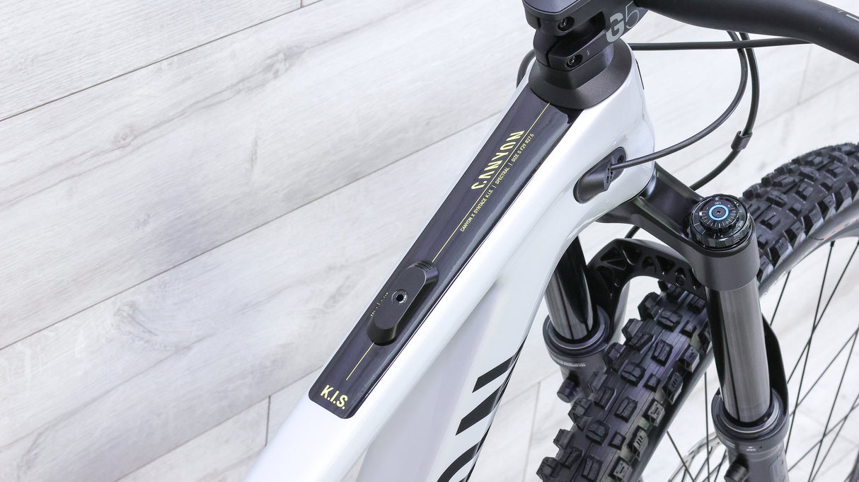 Canyon Spectral CF 8 K.I.S. Mountain Bike - 2024, Small