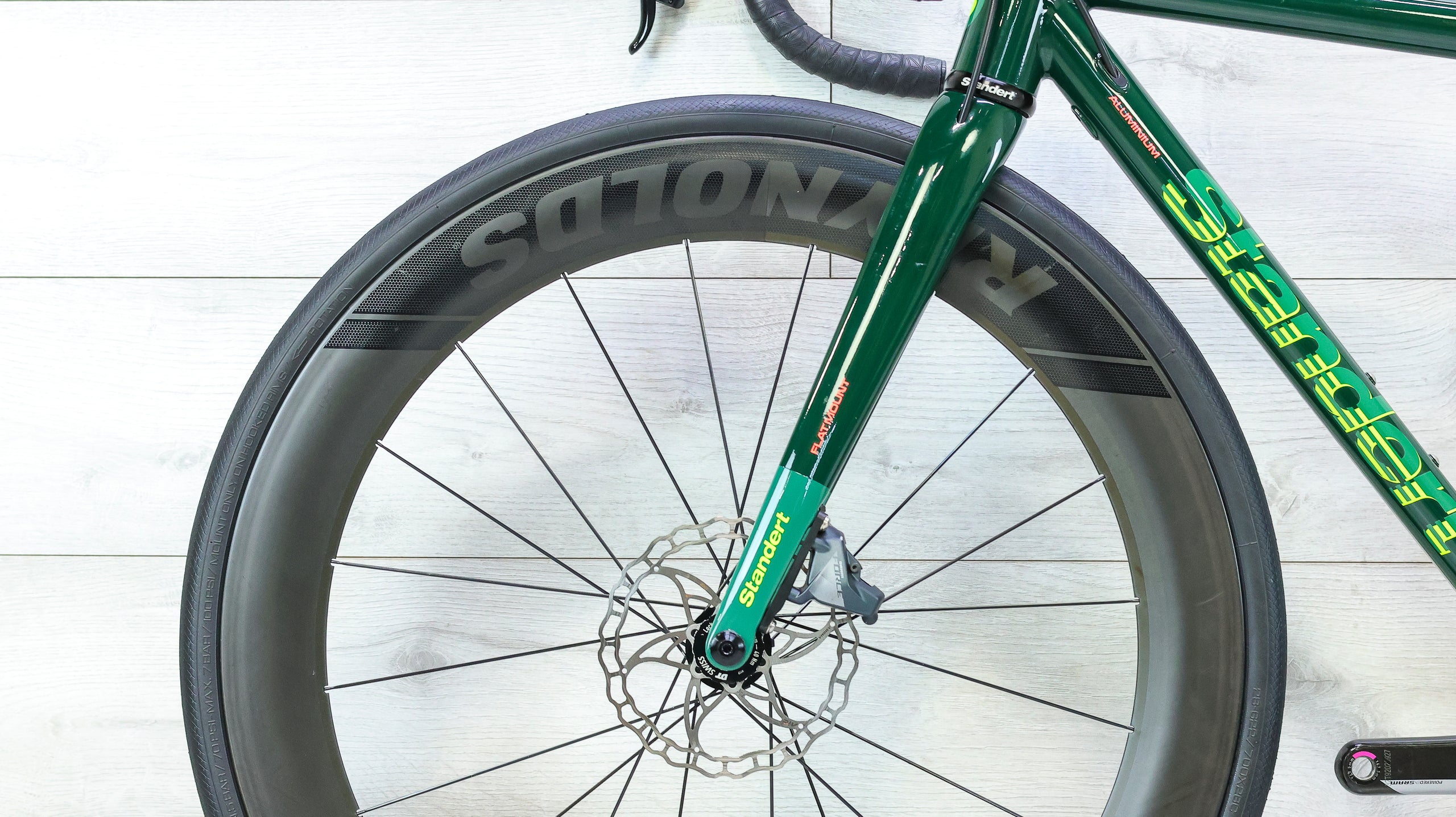 Standert Kreissage Disc Force AXS Road Bike