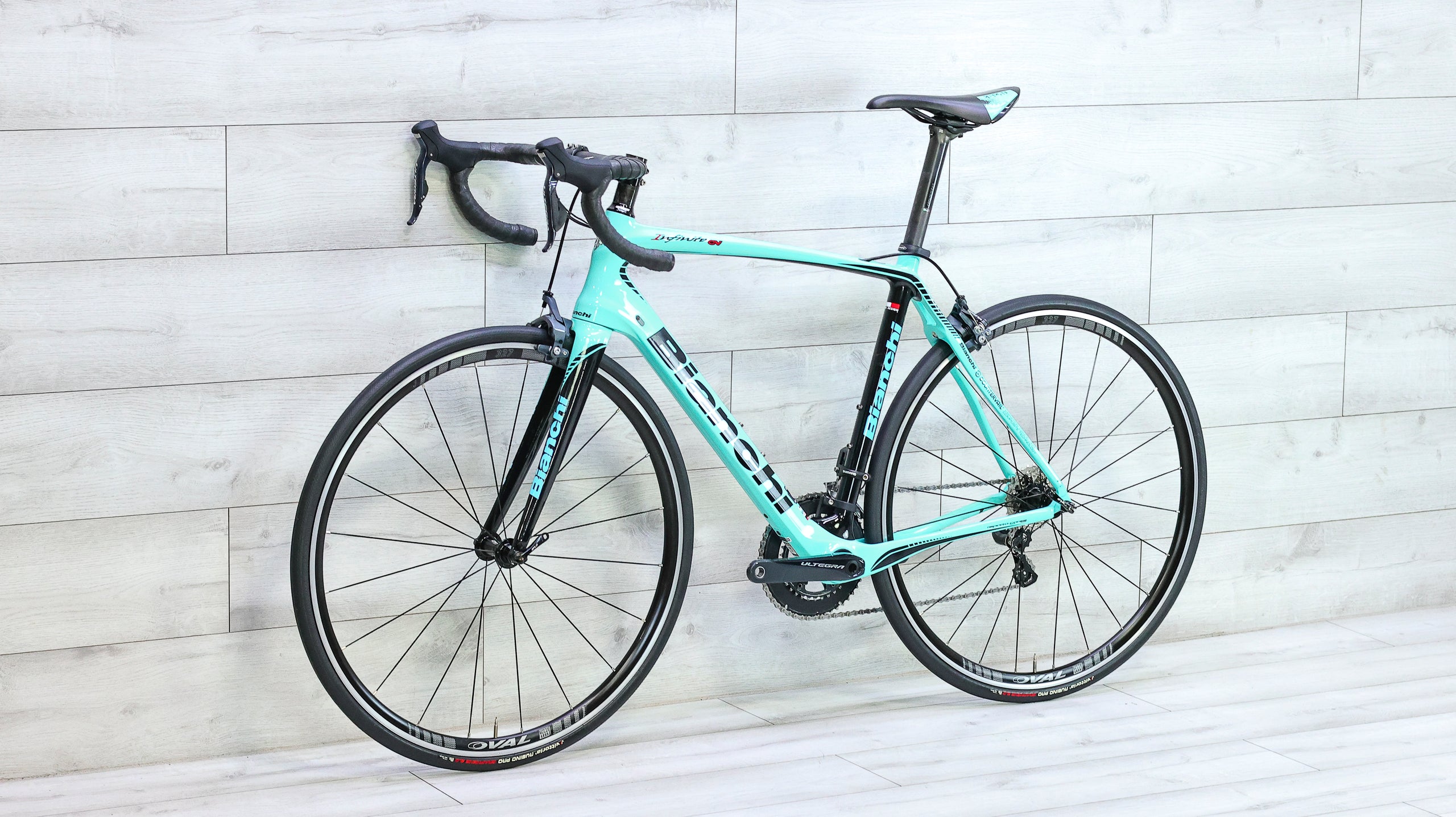 Bianchi Infinito CV Ultegra Di2 Road Bike