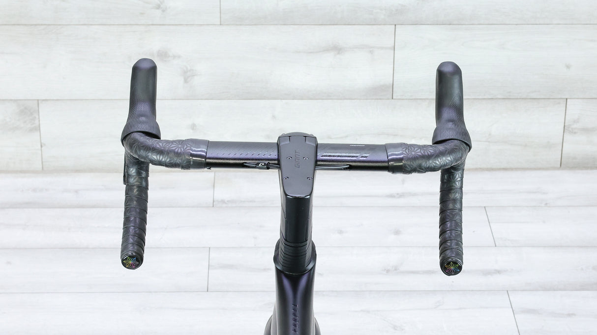 Giant Propel Advanced Disc 1 Road Bike - 2021, Small