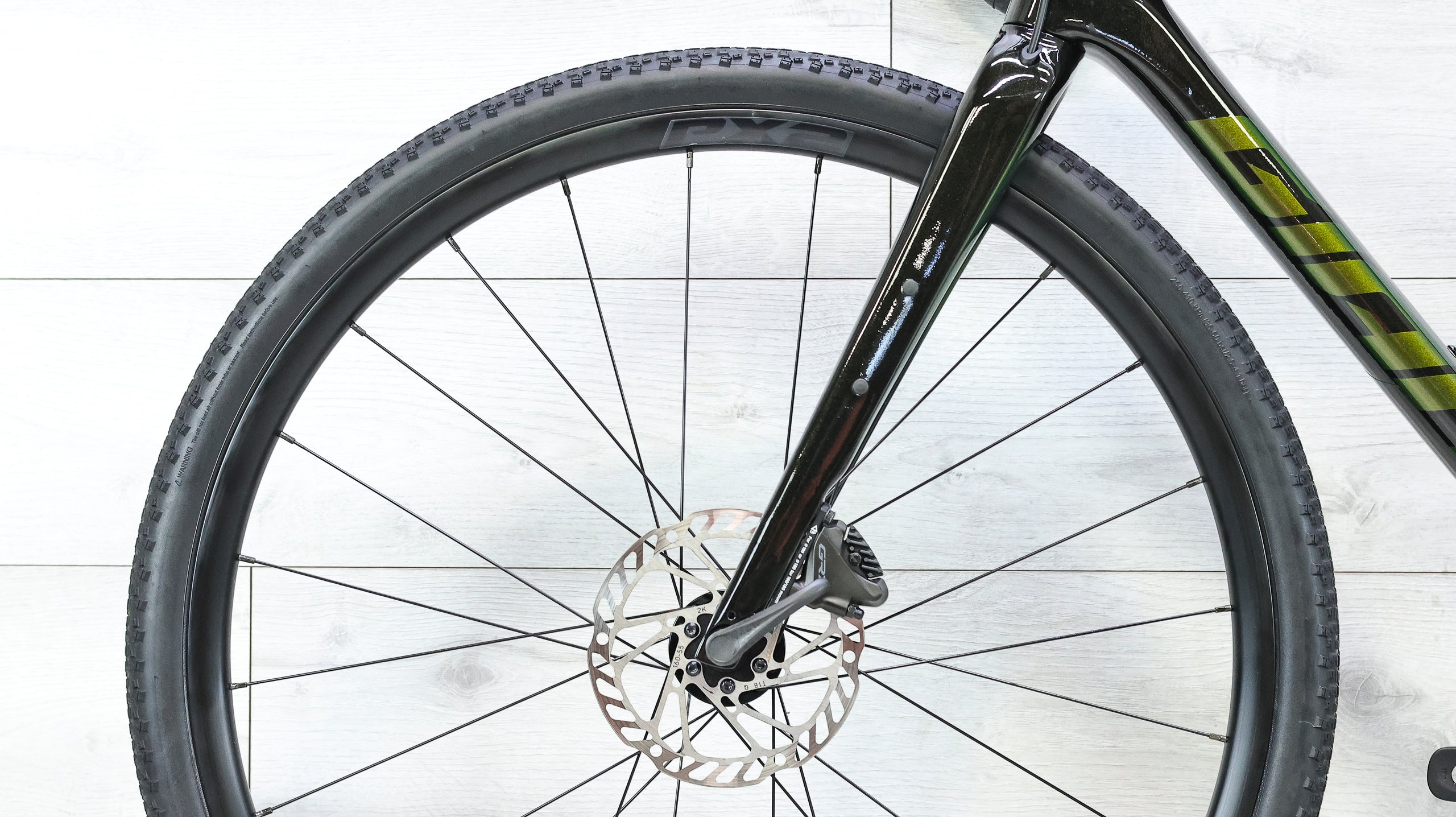 Giant Revolt Advanced 2 Gravel Bike