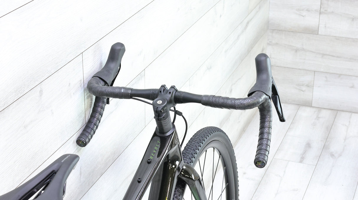 Giant Revolt Advanced 2 Gravel Bike - 2022, X-Small