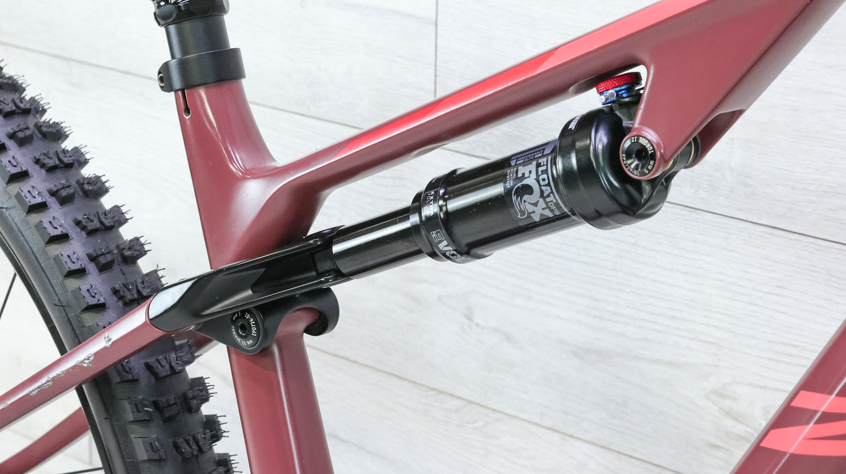 Canyon Lux Trail CF 6 Mountain Bike - 2023, Small