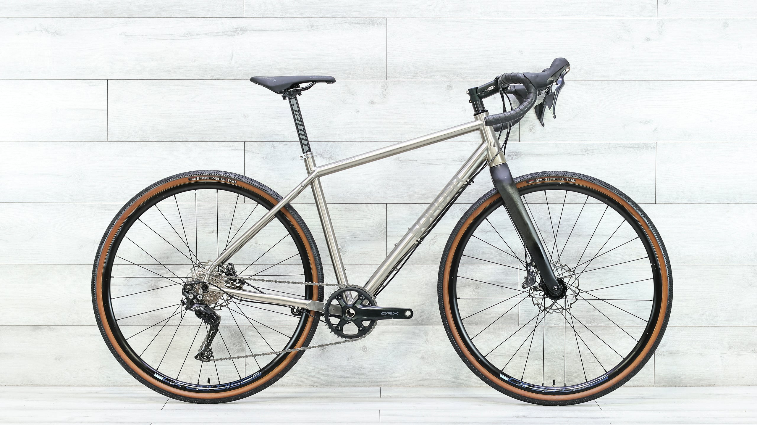 camino gravel bike Sonder Camino Ti GRX1 Titanium Gravel Bike