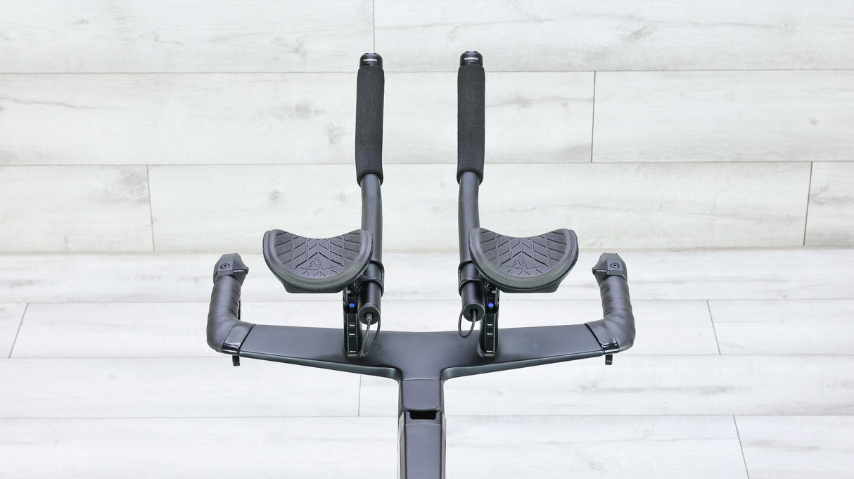 Canyon Speedmax CF 7 Di2 Triathlon Bike - 2025, Medium