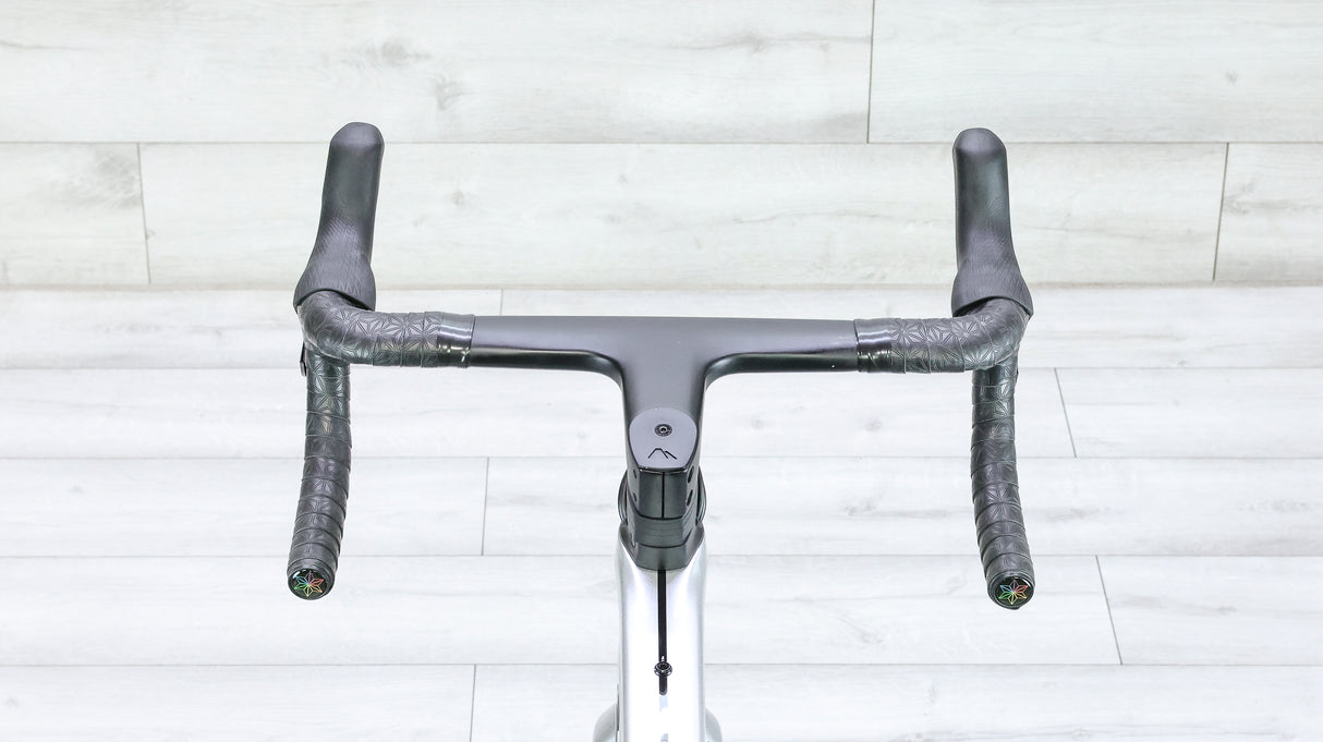 Canyon Endurace CF 7 Road Bike - 2025, Medium