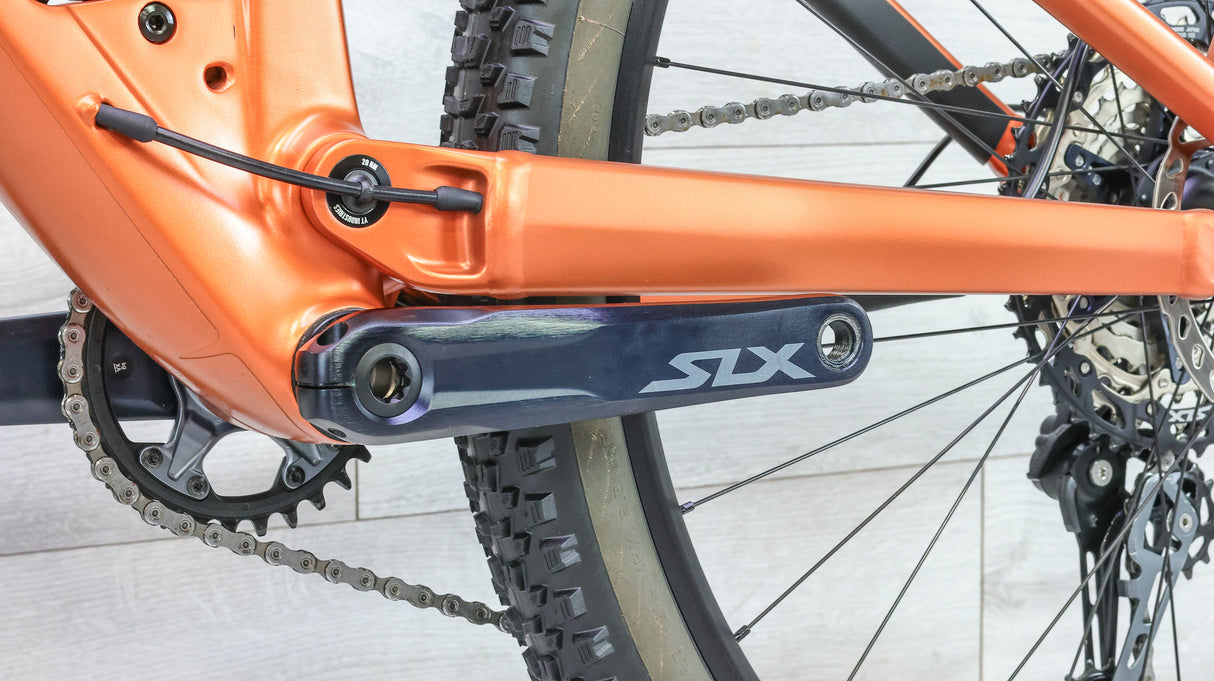 YT Izzo 29 CORE 2 CF Mountain Bike - 2025, Large