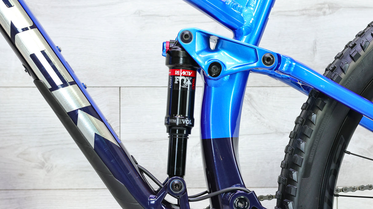 Trek Fuel EX 8 Gen 5 Mountain Bike - 2022, Large