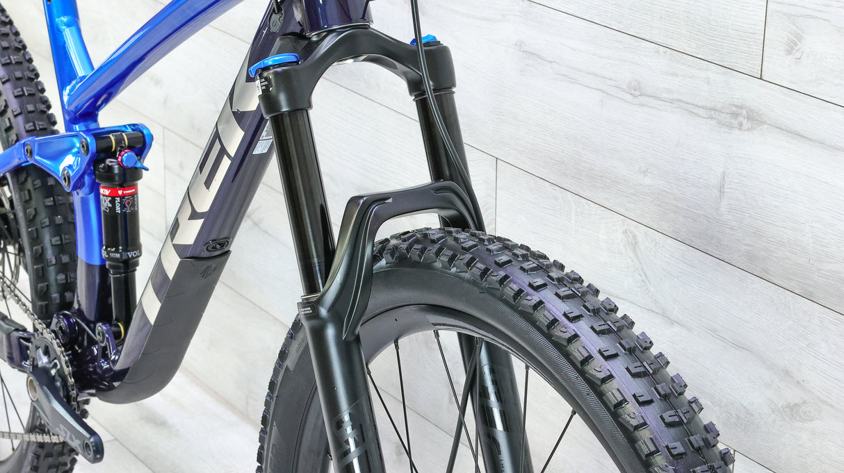 Trek Fuel EX 8 Gen 5 Mountain Bike - 2022, Large