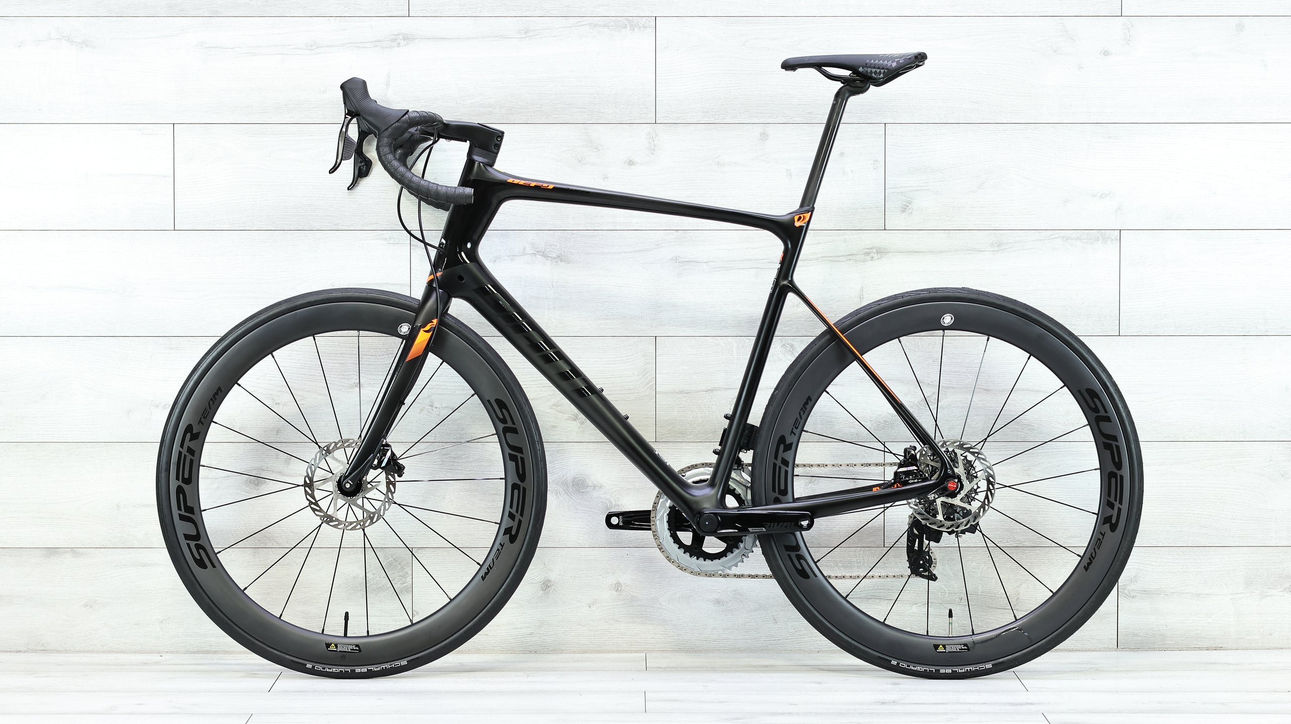 Giant Defy Advanced 1 Rival eTap AXS Road Bike