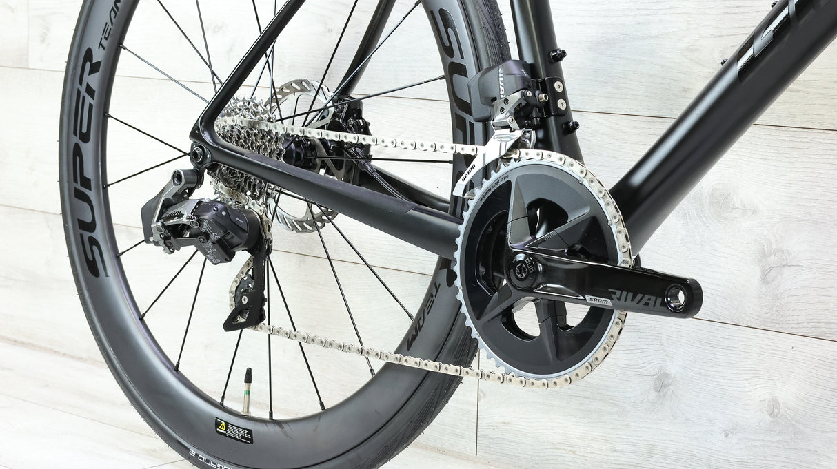 Giant Defy Advanced 1 Rival eTap AXS Road Bike - 2017, X-Large