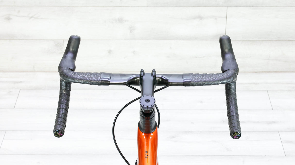 Giant TCR Advanced Pro Disc 0 Ultegra Di2 Road Bike - 2022, Large