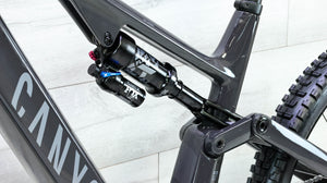 Canyon Spectral:ON CF 8 Mountain E-Bike - 2025, Large