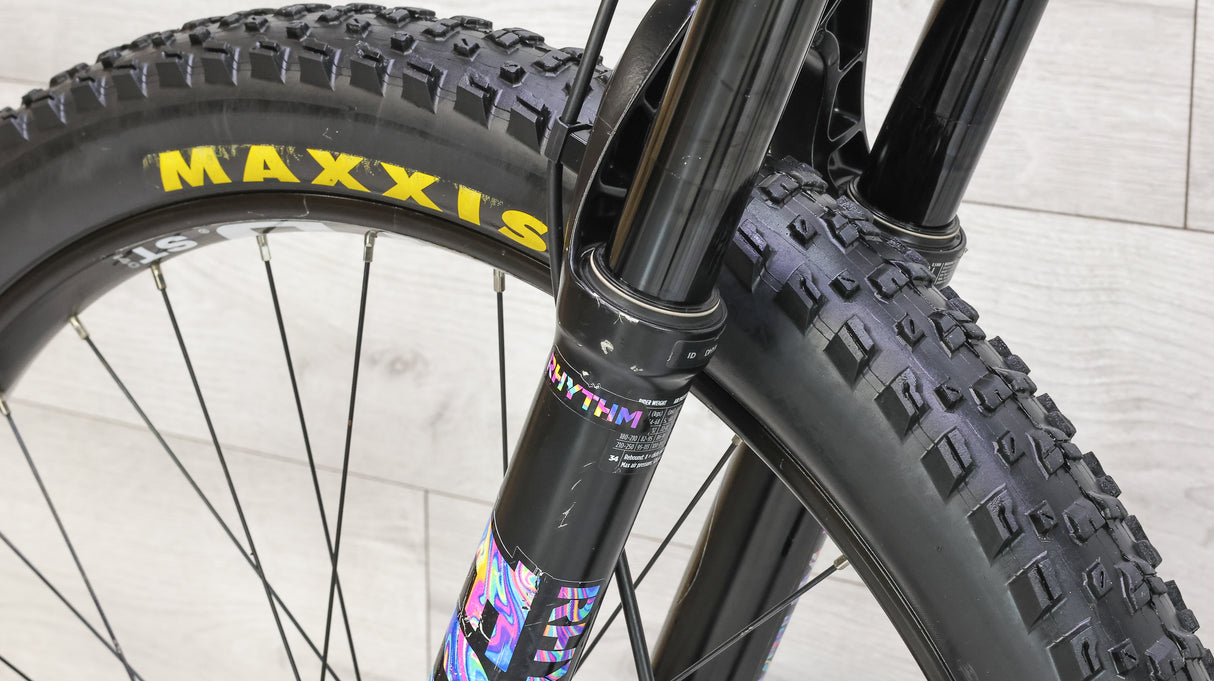 Santa Cruz Chameleon R Aluminum Mountain Bike - 2019, Medium