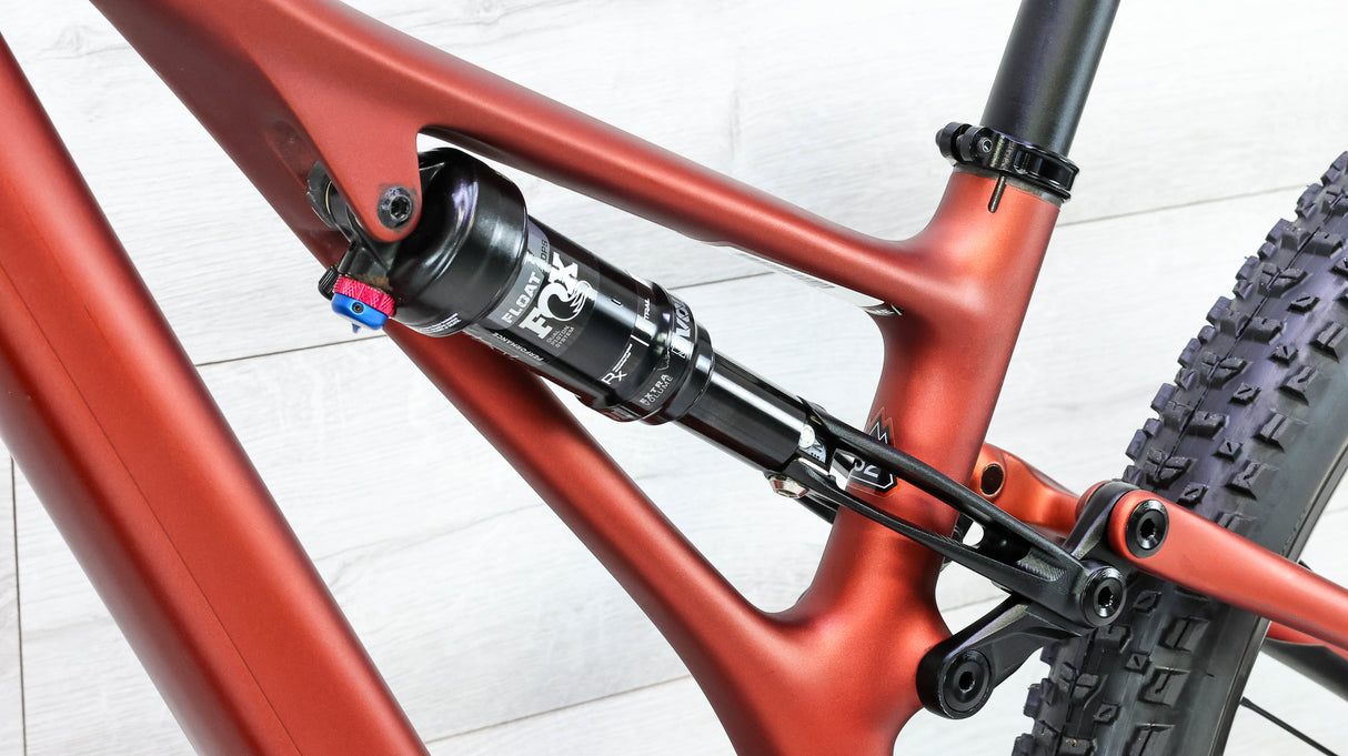 Specialized Stumpjumper Mountain Bike - 2022, Small (S2)