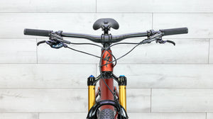 Specialized Stumpjumper Mountain Bike - 2022, Small (S2)