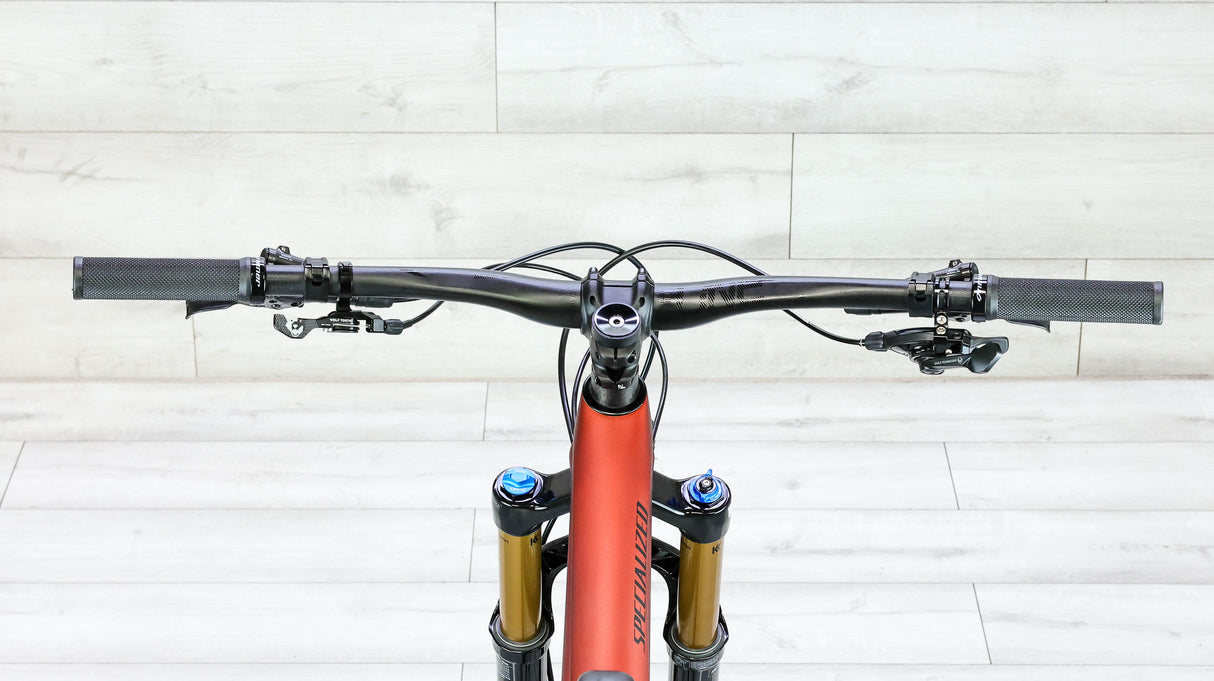 Specialized Stumpjumper Mountain Bike - 2022, Small (S2)