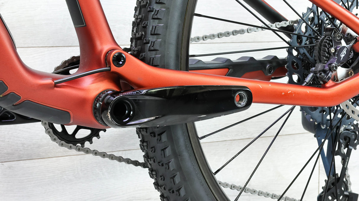 Specialized Stumpjumper Mountain Bike - 2022, Small (S2)