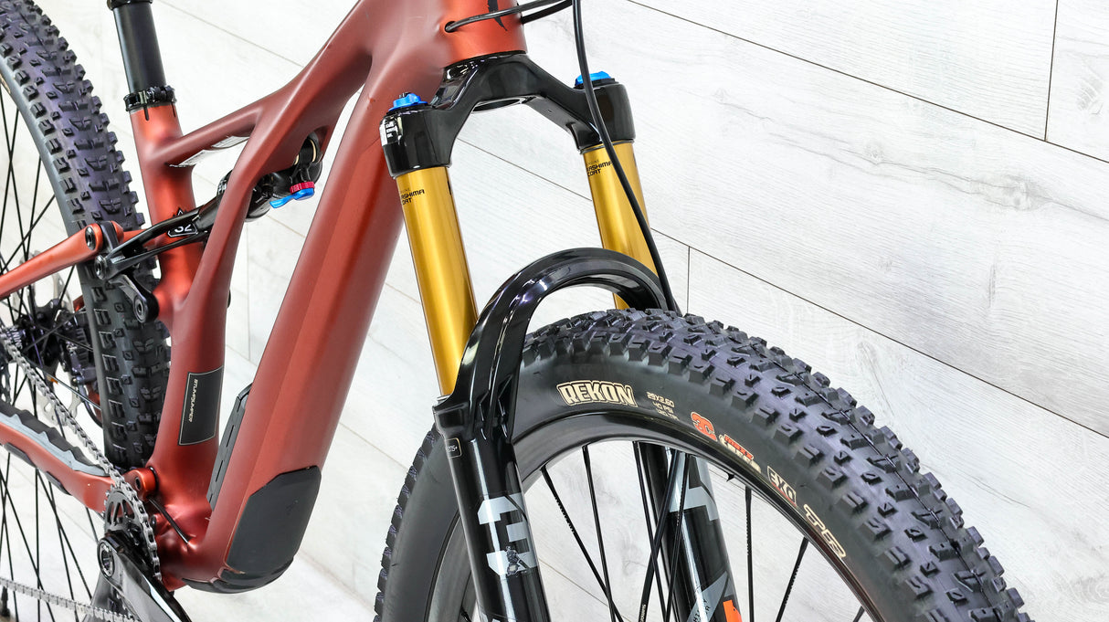 Specialized Stumpjumper Mountain Bike - 2022, Small (S2)