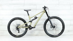 Specialized Status 2 170 DH Mountain Bike - 2024, Large (S4)