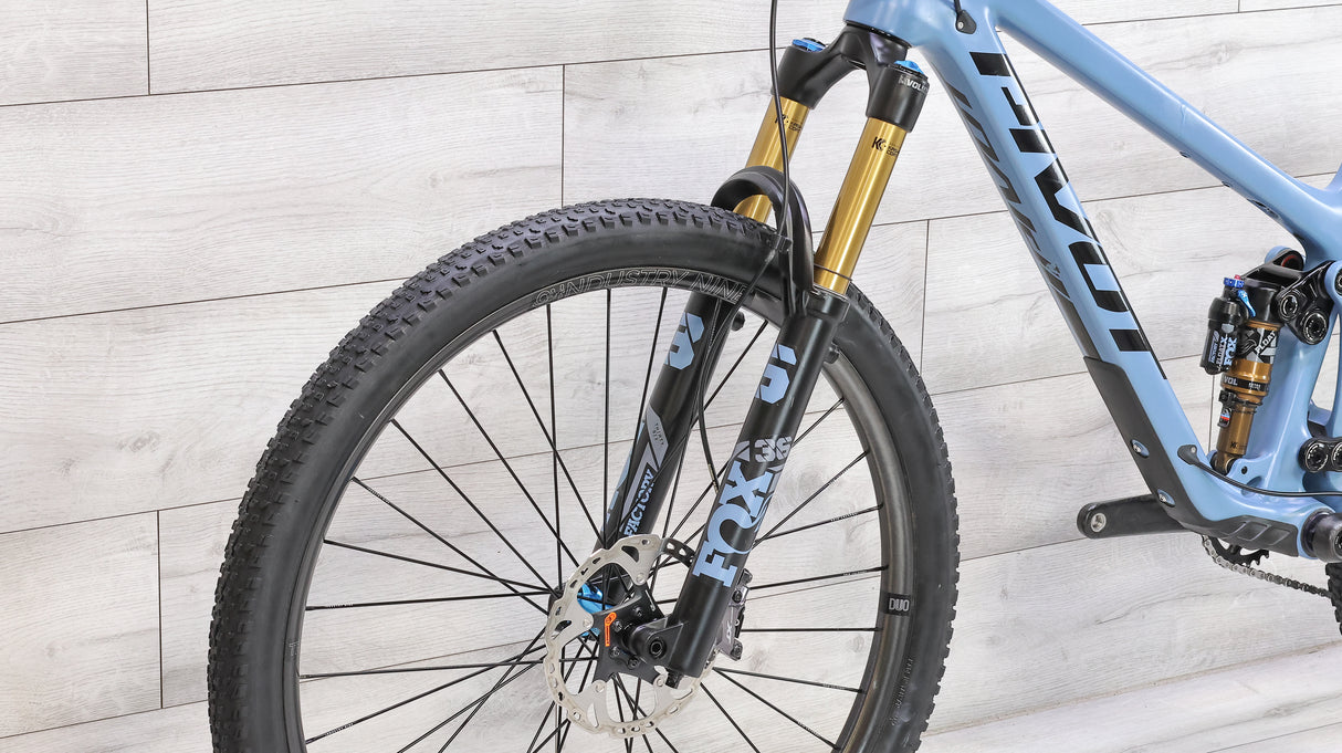 Pivot Trail 429 Pro XT/XTR Mountain Bike - 2024, Large