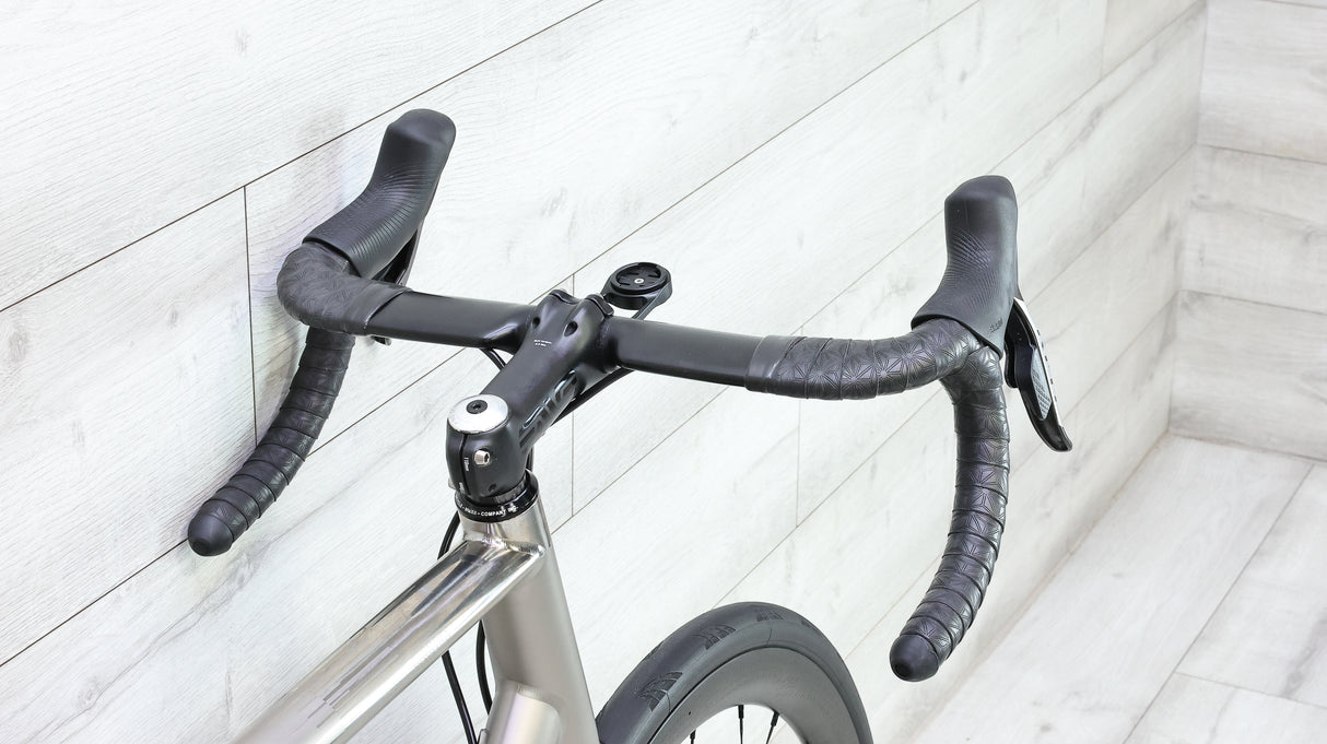 No.22 Aurora Red AXS Carbon Titanium Road Bike - 2022, 58cm
