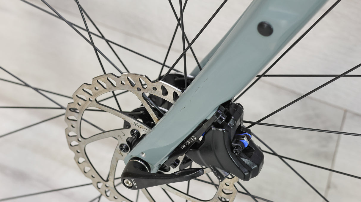 Giant Revolt Advanced 2 Gravel Bike - 2019, Med/Large