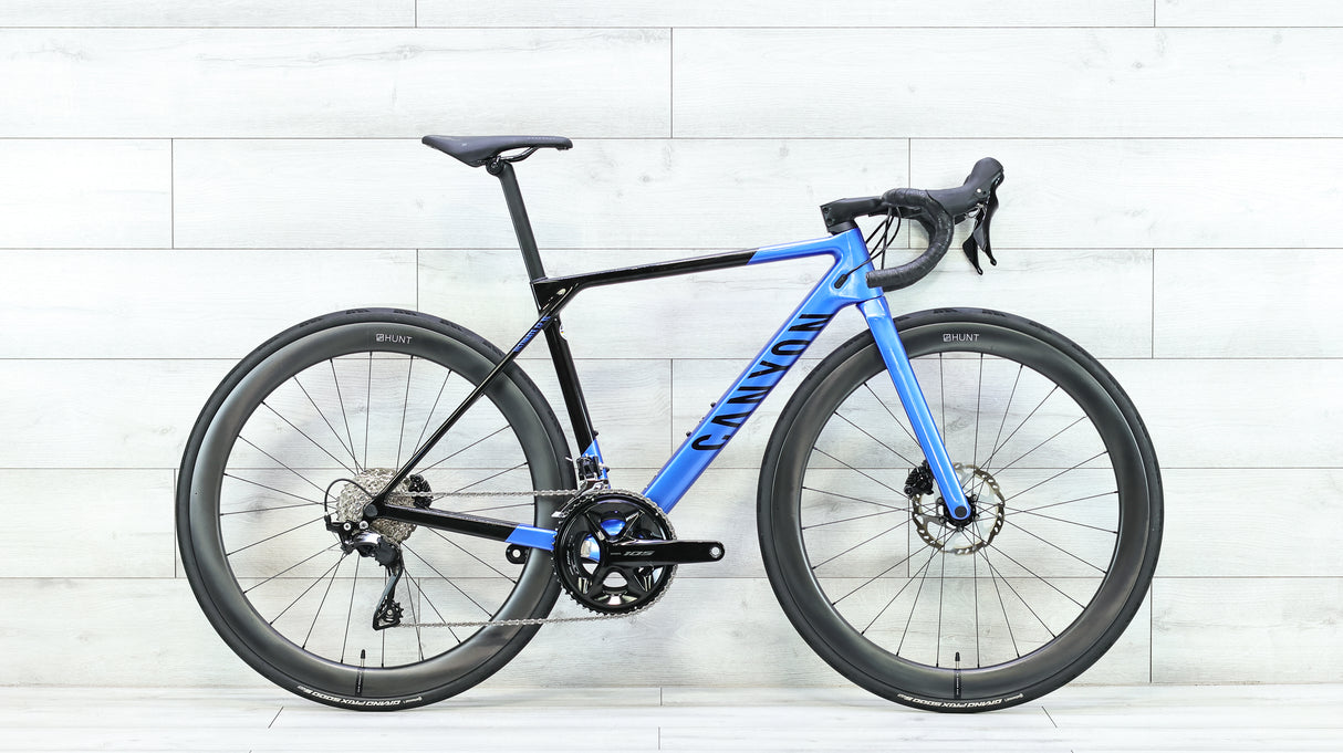 Canyon Ultimate CF SL 7 Road Bike - 2023, Small