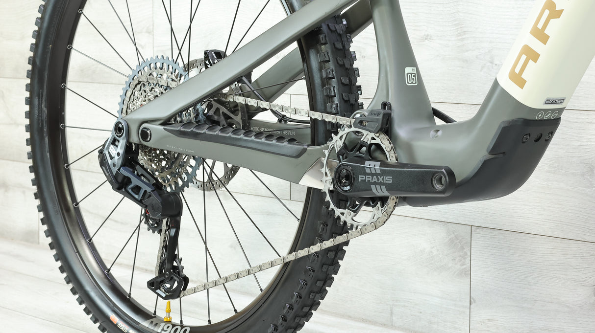 Ari Nebo Peak Elite Mountain E-Bike - 2024, X-Large